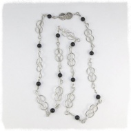 Hercules knot and agate silver chain